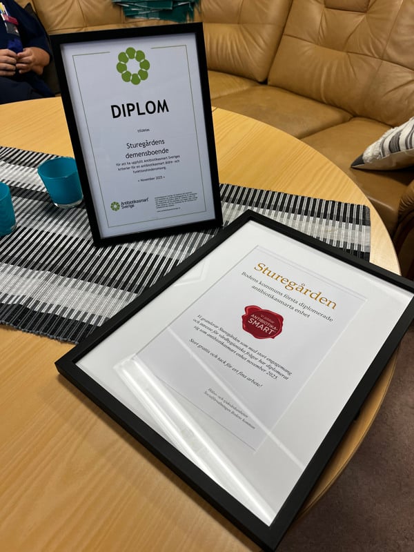 En bild p&aring; diplom som tilldelas till Stureg&aring;rdens demensboende